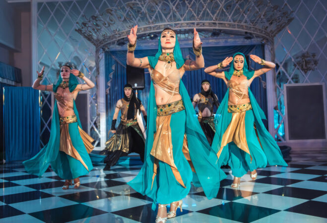 Ищете рестораны Алматы с танцевальными выступлениями девушек? Приходите в ресторан «Алаша»!